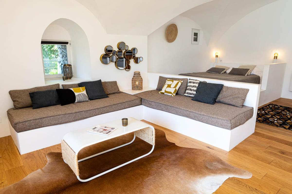 Вилла La Demoiselle Puy-Saint-Martin Экстерьер фото